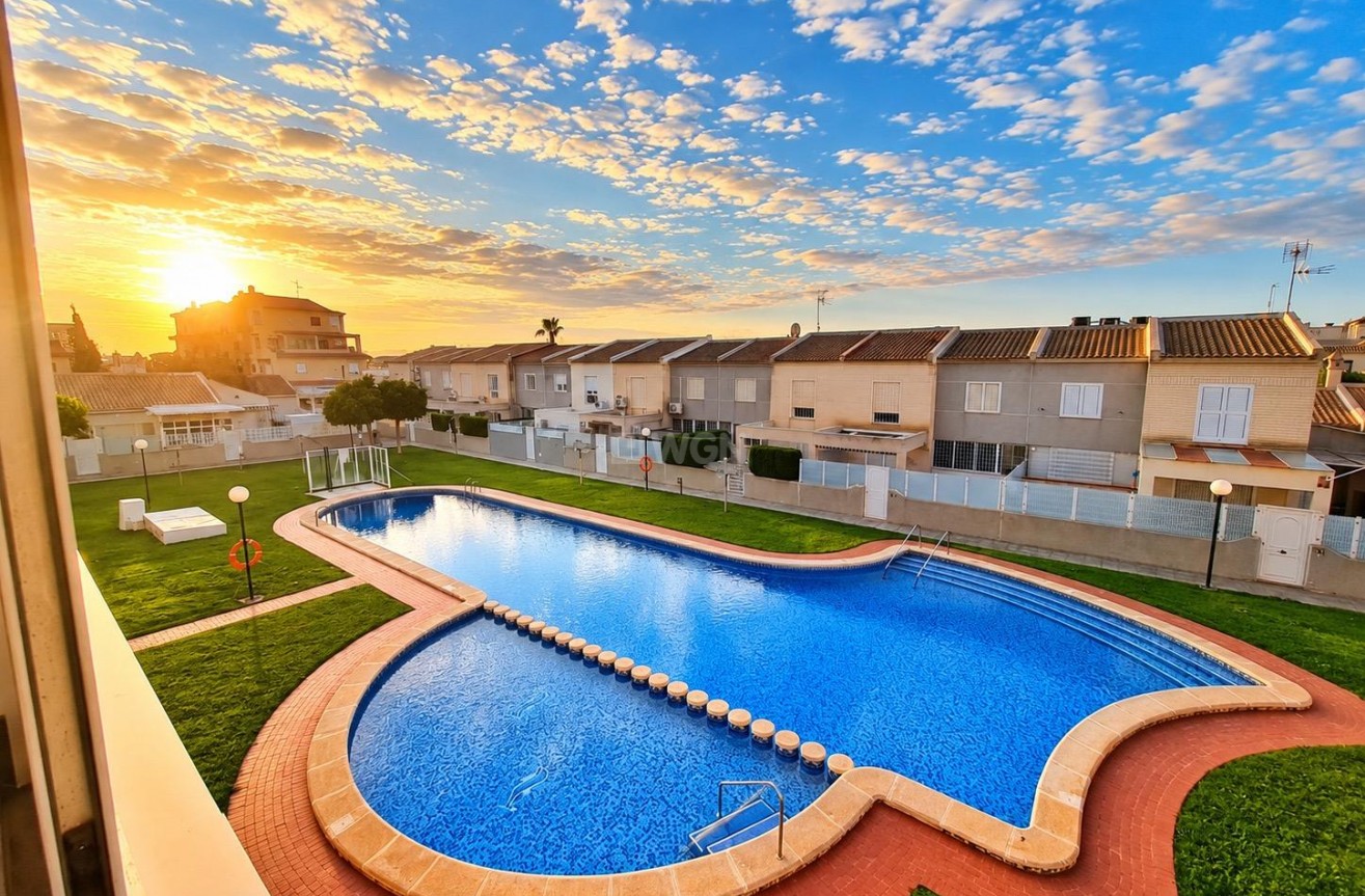 Resale - Apartment / flat - Torrevieja - Torreblanca