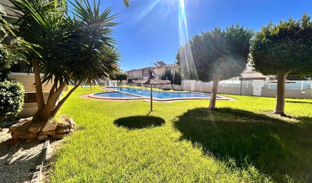 Resale - Apartment / flat - Torrevieja - Torreblanca