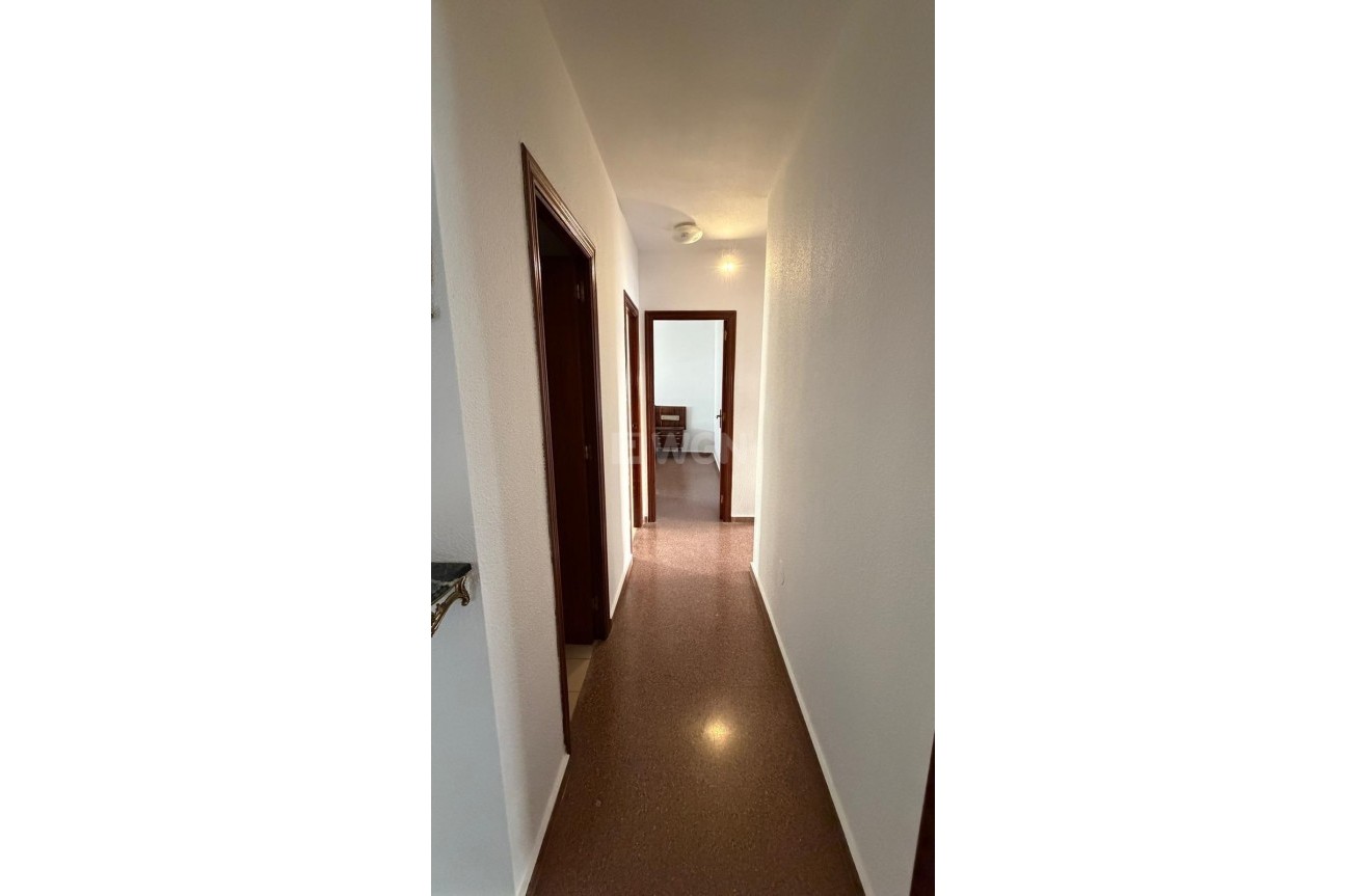 Reventa - Apartamento / piso - Orihuela - Zona Centro