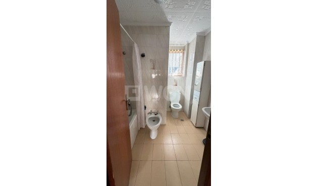 Reventa - Apartamento / piso - Orihuela - Zona Centro