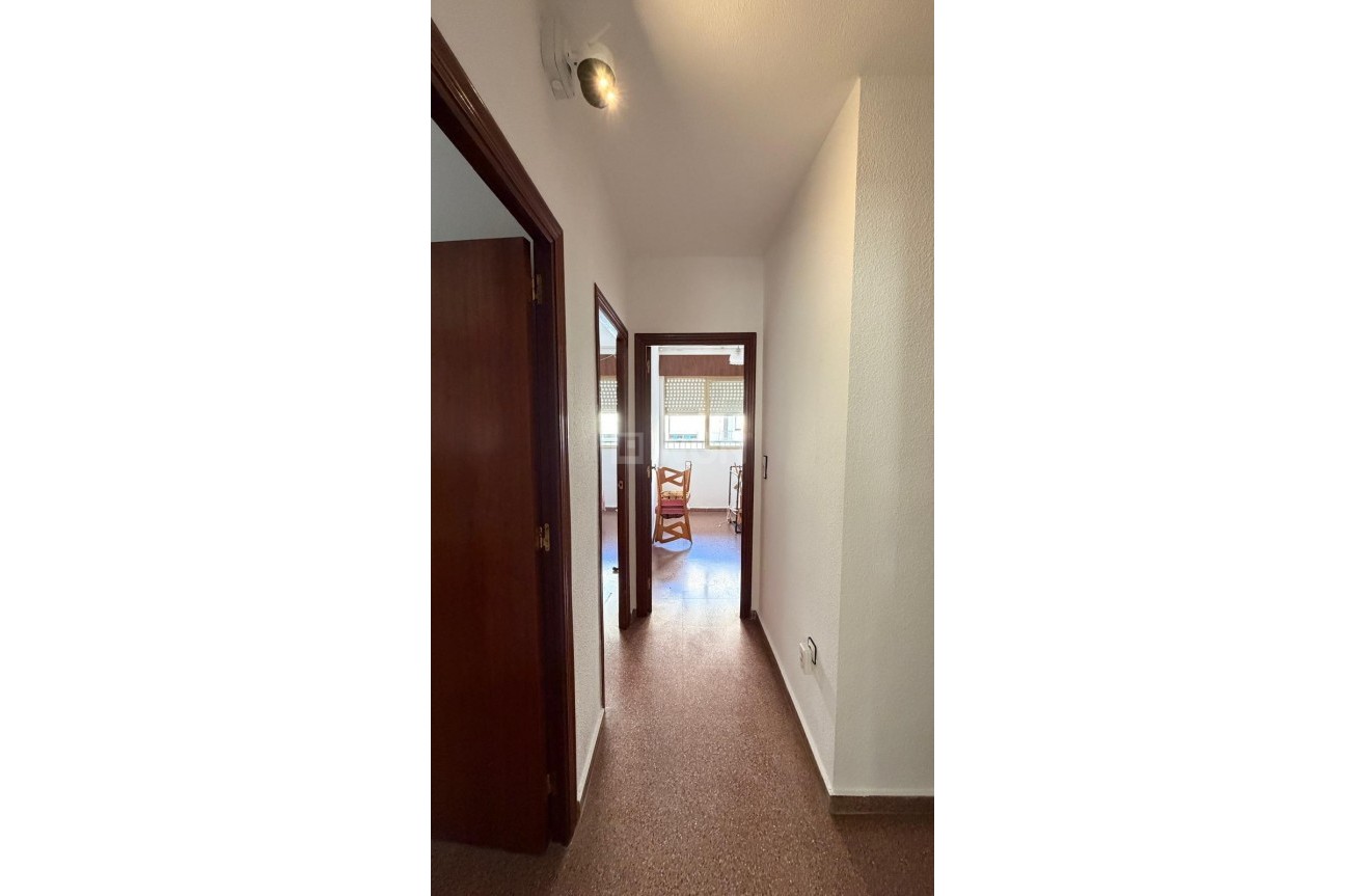 Reventa - Apartamento / piso - Orihuela - Zona Centro