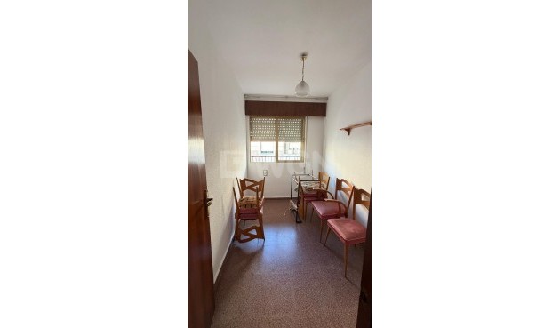 Reventa - Apartamento / piso - Orihuela - Zona Centro