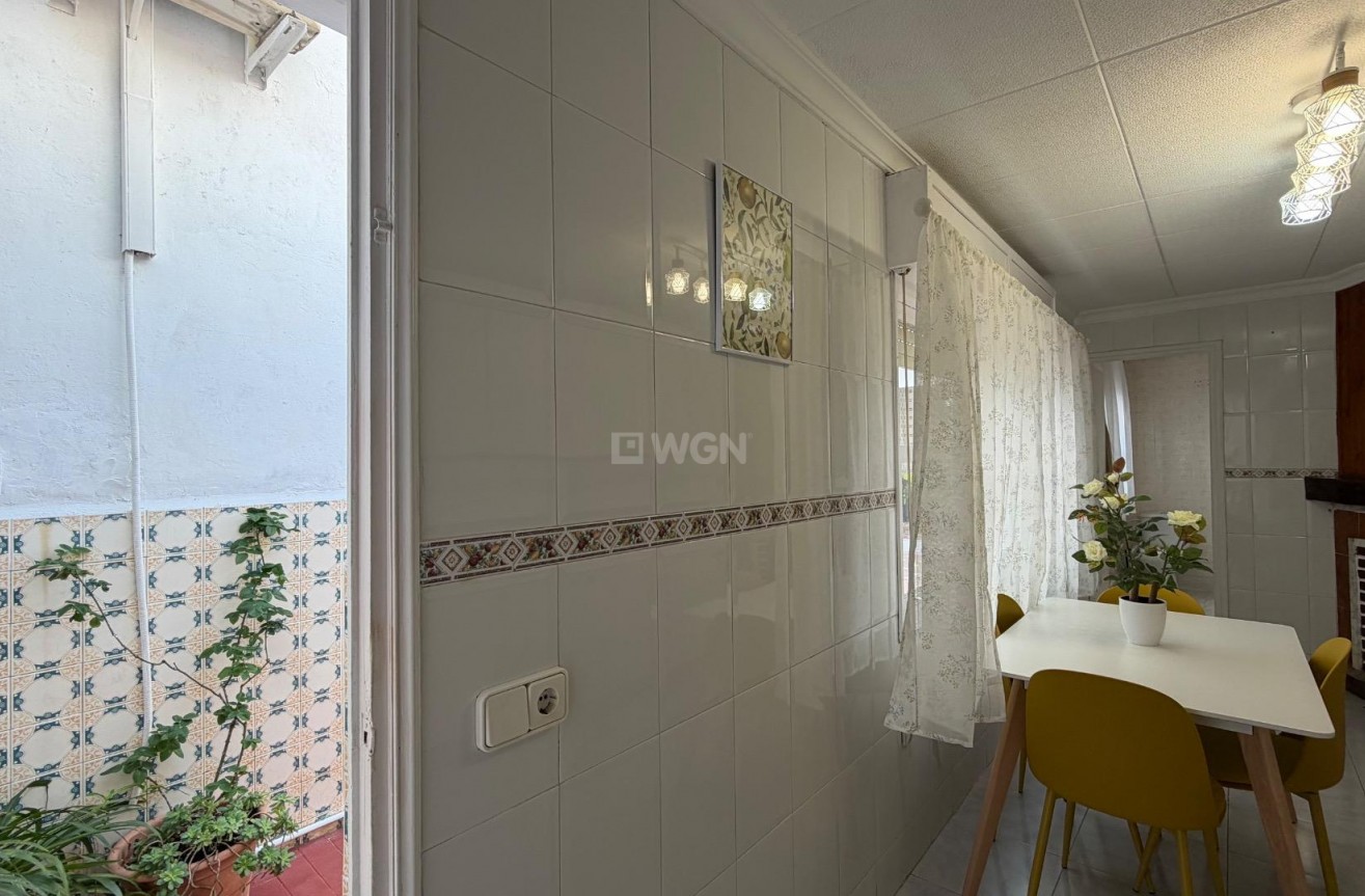 Wiederverkauf - Wohnung - Torrevieja - Centro