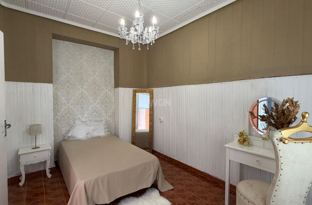 Wiederverkauf - Wohnung - Torrevieja - Centro