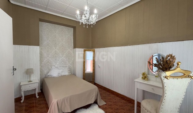 Wiederverkauf - Wohnung - Torrevieja - Centro