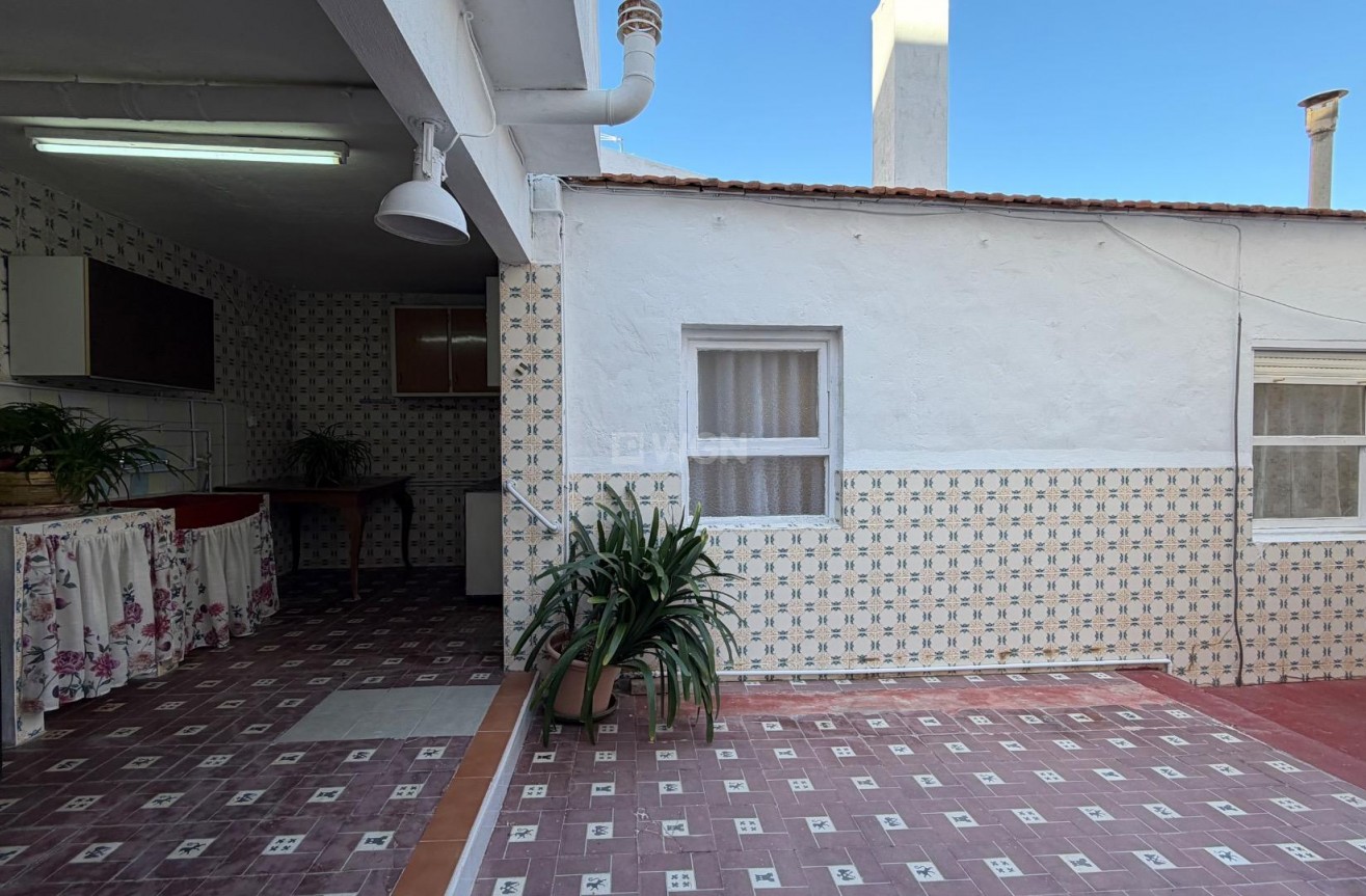 Wiederverkauf - Wohnung - Torrevieja - Centro