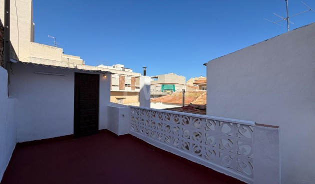 Wiederverkauf - Wohnung - Torrevieja - Centro