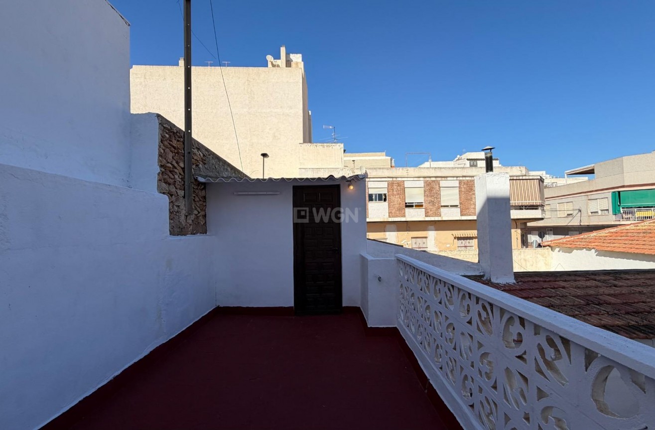 Wiederverkauf - Wohnung - Torrevieja - Centro
