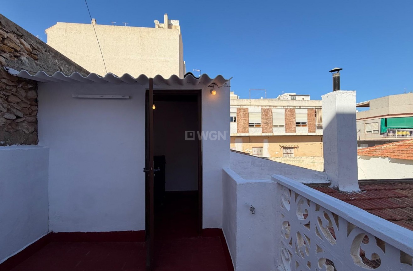 Wiederverkauf - Wohnung - Torrevieja - Centro