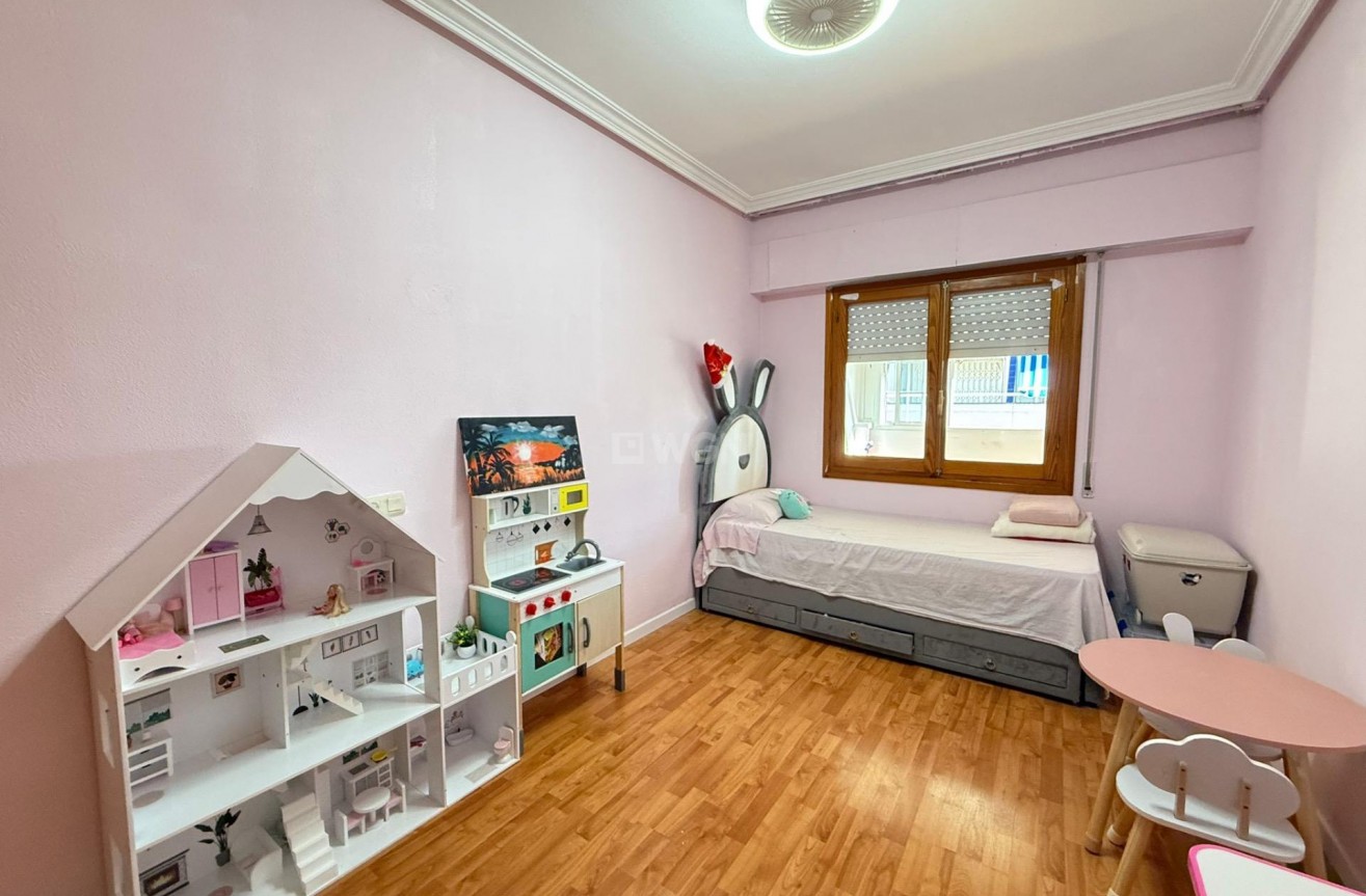 Resale - Penthouse - Torrevieja - Estacion De Autobuses