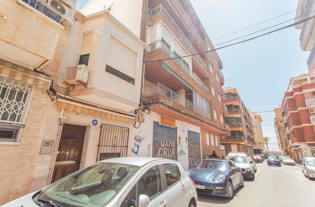 Resale - Townhouse - Torrevieja - Costa Blanca