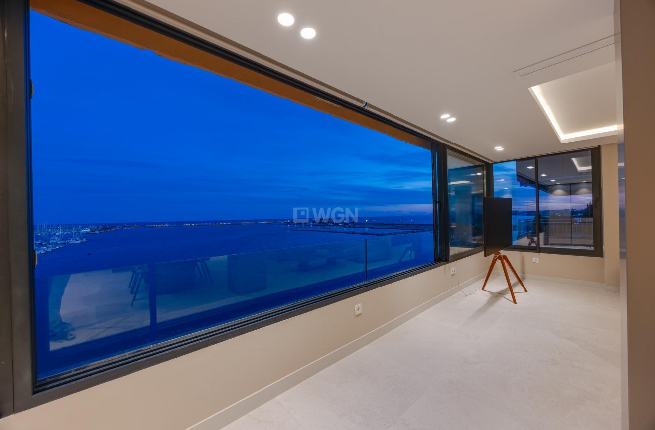 Resale - Apartment / flat - Torrevieja - Costa Blanca