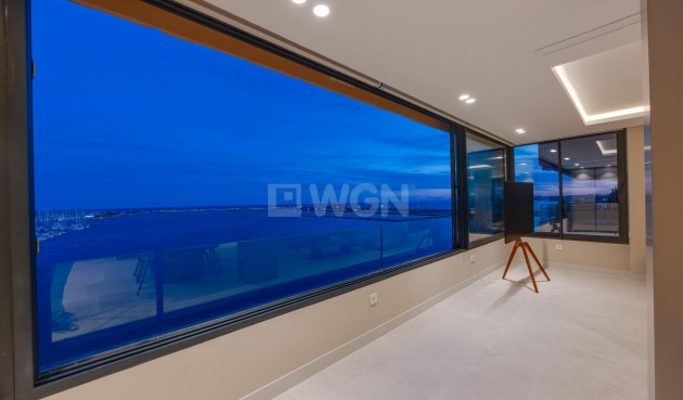 Resale - Apartment / flat - Torrevieja - Costa Blanca