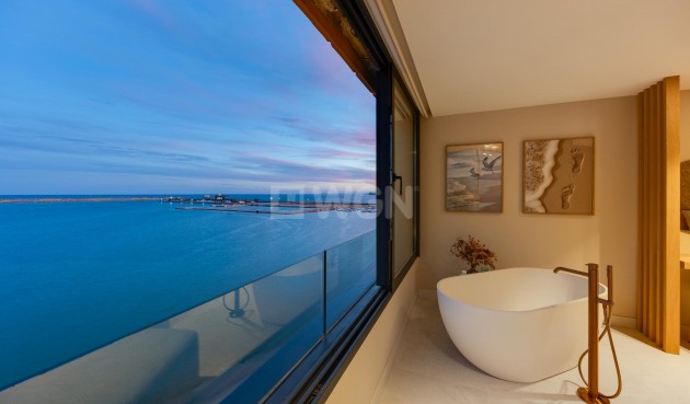 Resale - Apartment / flat - Torrevieja - Costa Blanca