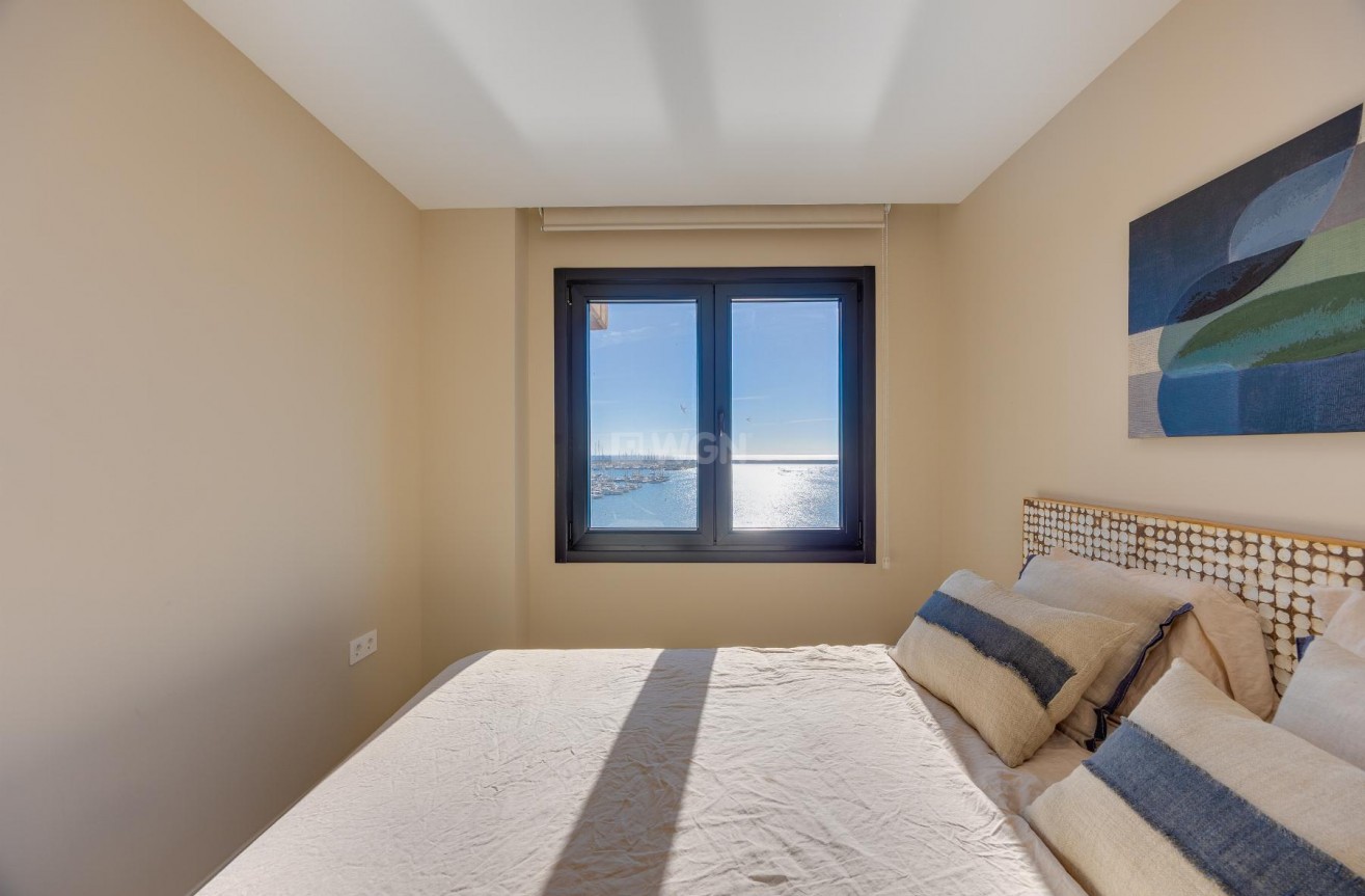 Resale - Apartment / flat - Torrevieja - Costa Blanca