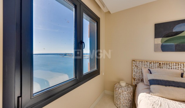 Resale - Apartment / flat - Torrevieja - Costa Blanca