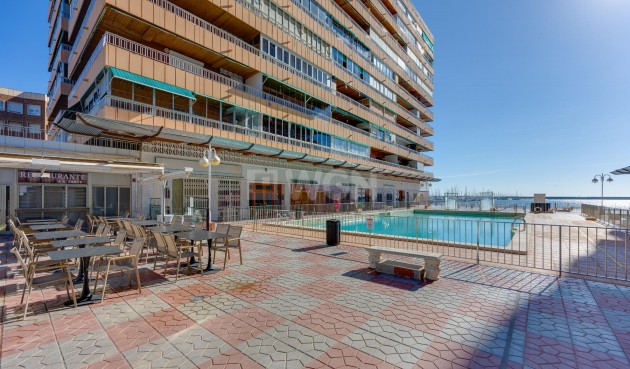Resale - Apartment / flat - Torrevieja - Costa Blanca