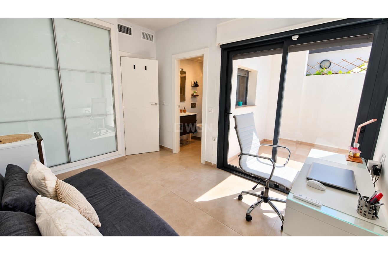 Resale - Villa - Orihuela Costa - Costa Blanca