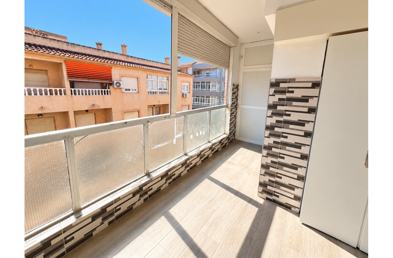 Resale - Apartment / flat - Torrevieja - Costa Blanca