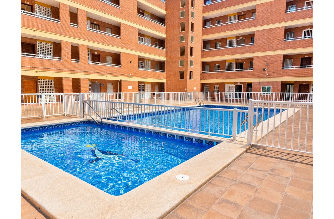 Resale - Apartment / flat - Torrevieja - Costa Blanca