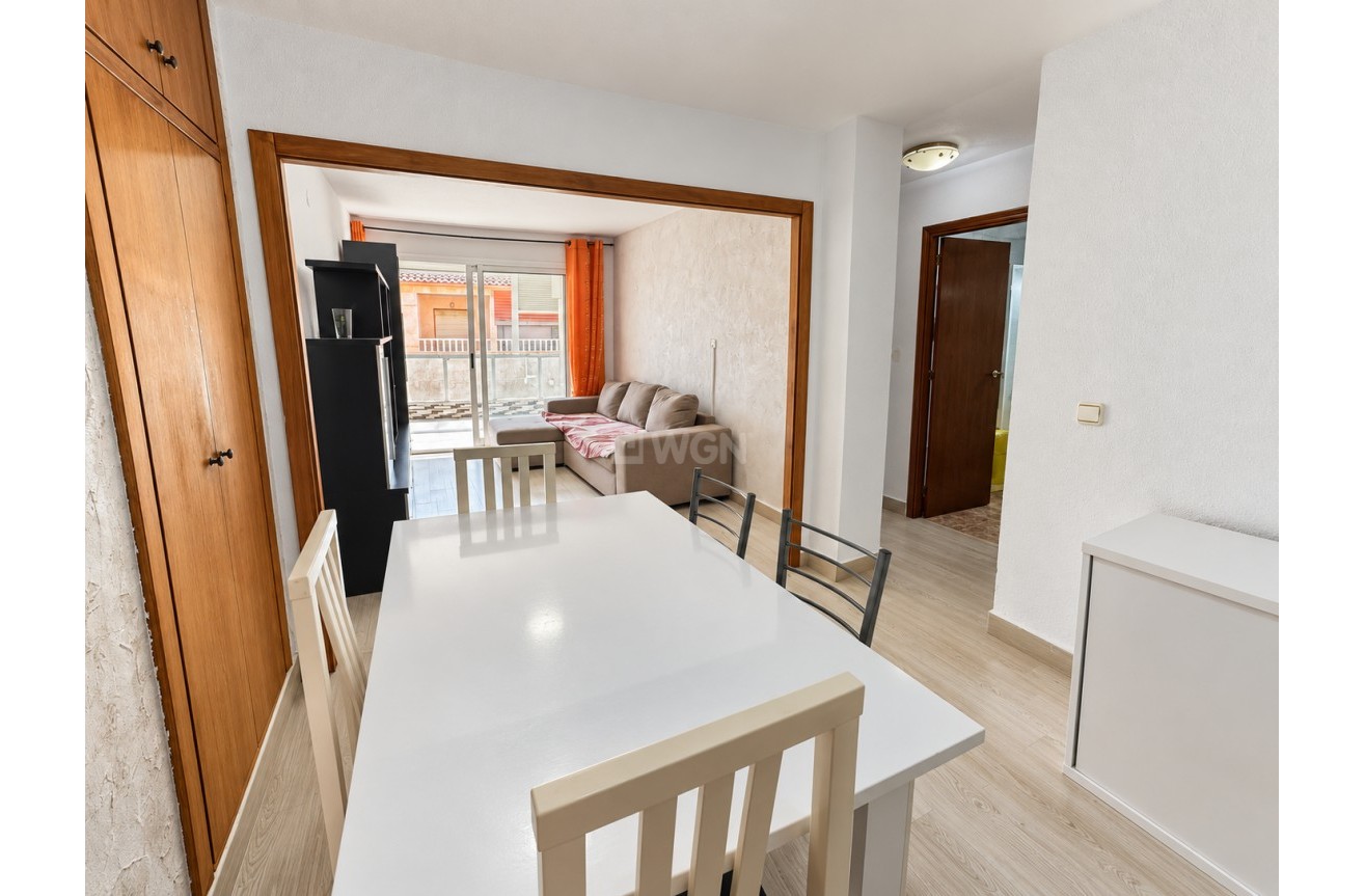 Resale - Apartment / flat - Torrevieja - Costa Blanca