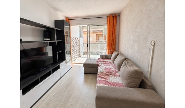 Resale - Apartment / flat - Torrevieja - Costa Blanca
