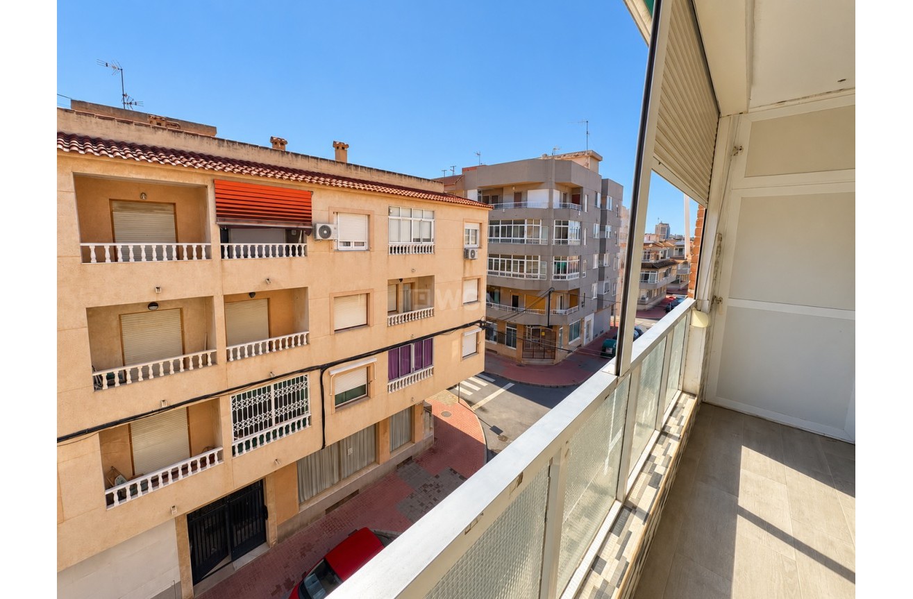 Resale - Apartment / flat - Torrevieja - Costa Blanca