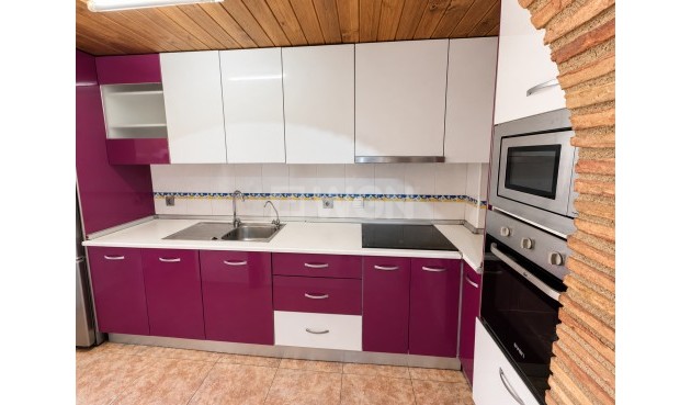 Resale - Apartment / flat - Torrevieja - Costa Blanca
