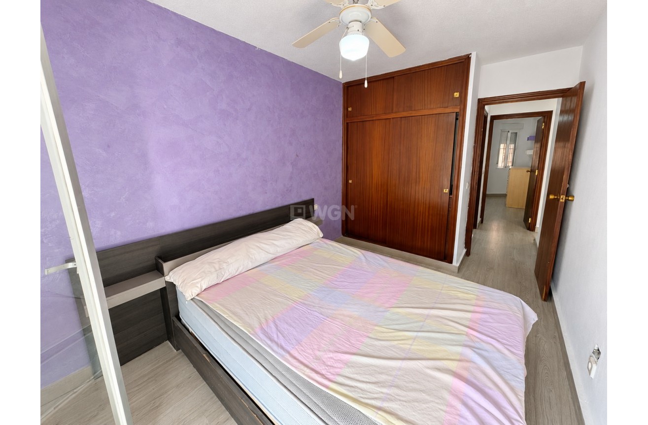 Resale - Apartment / flat - Torrevieja - Costa Blanca