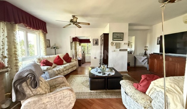 Resale - Villa - Dehesa de Campoamor - Costa Blanca