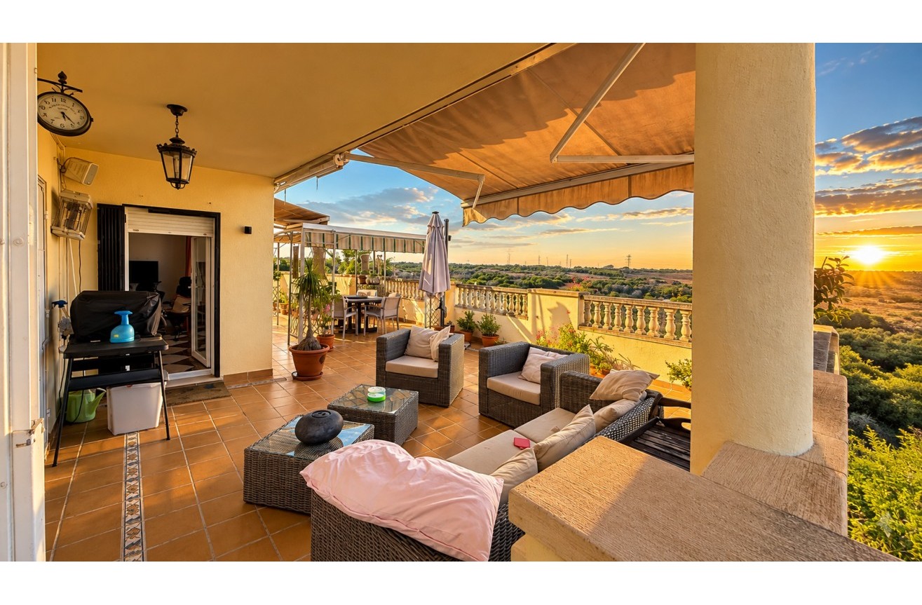 Resale - Villa - Dehesa de Campoamor - Costa Blanca