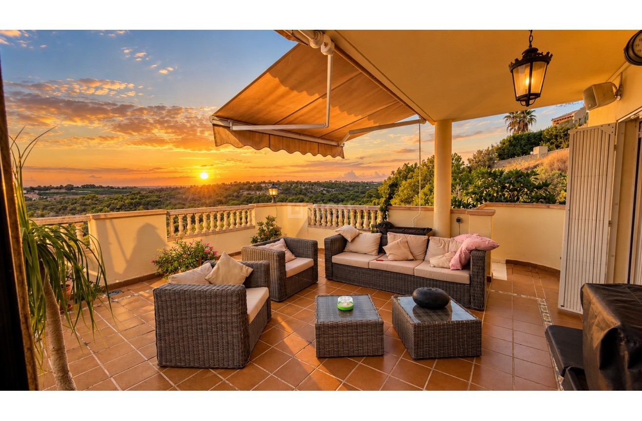 Resale - Villa - Dehesa de Campoamor - Costa Blanca