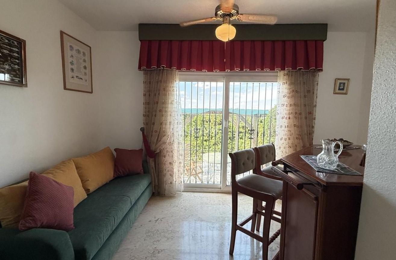 Resale - Villa - Dehesa de Campoamor - Costa Blanca
