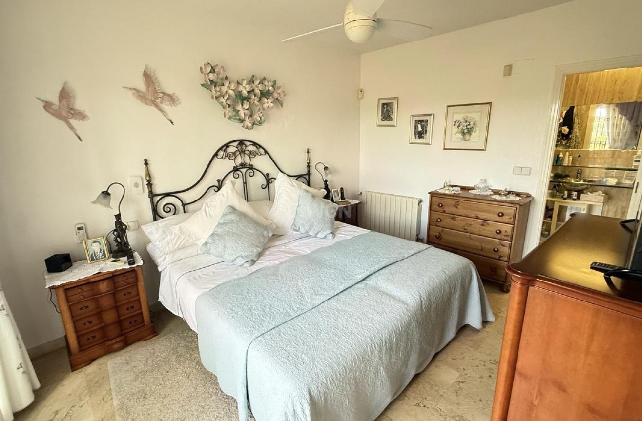 Resale - Villa - Dehesa de Campoamor - Costa Blanca
