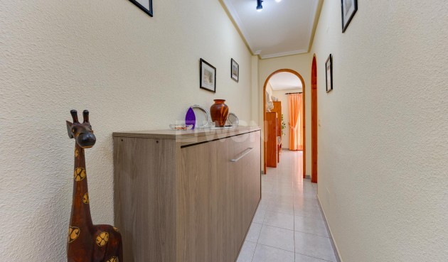 Resale - Apartment / flat - Torrevieja - Costa Blanca