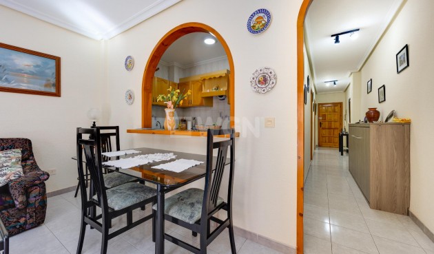 Resale - Apartment / flat - Torrevieja - Costa Blanca