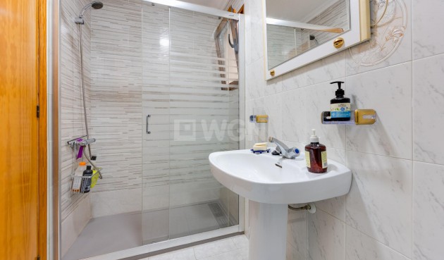 Resale - Apartment / flat - Torrevieja - Costa Blanca