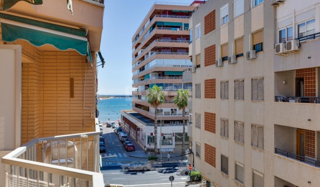 Resale - Apartment / flat - Torrevieja - Costa Blanca
