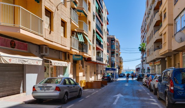 Resale - Apartment / flat - Torrevieja - Costa Blanca