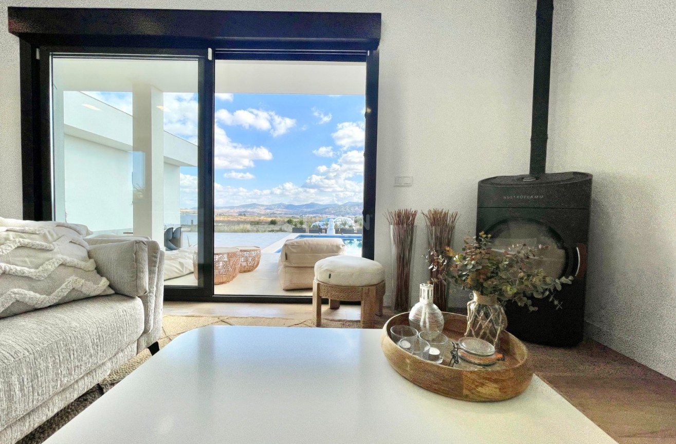 Resale - Villa - Pinoso - Inland