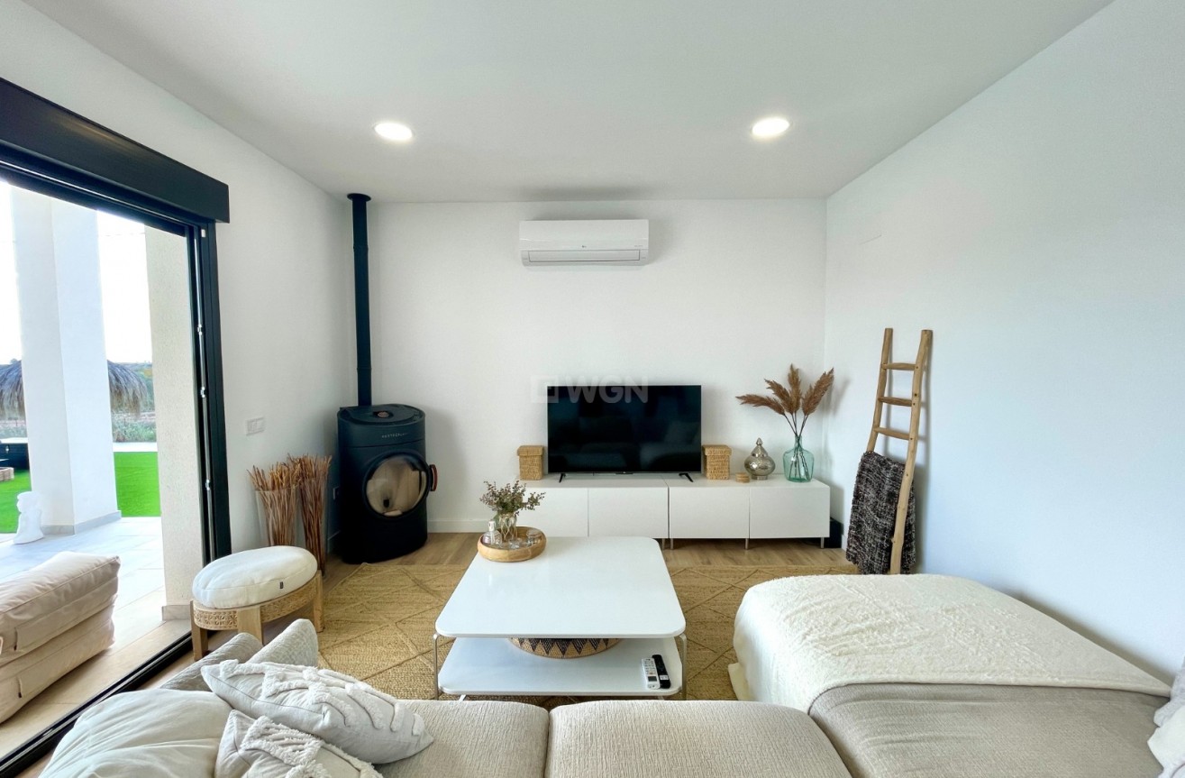 Resale - Villa - Pinoso - Inland
