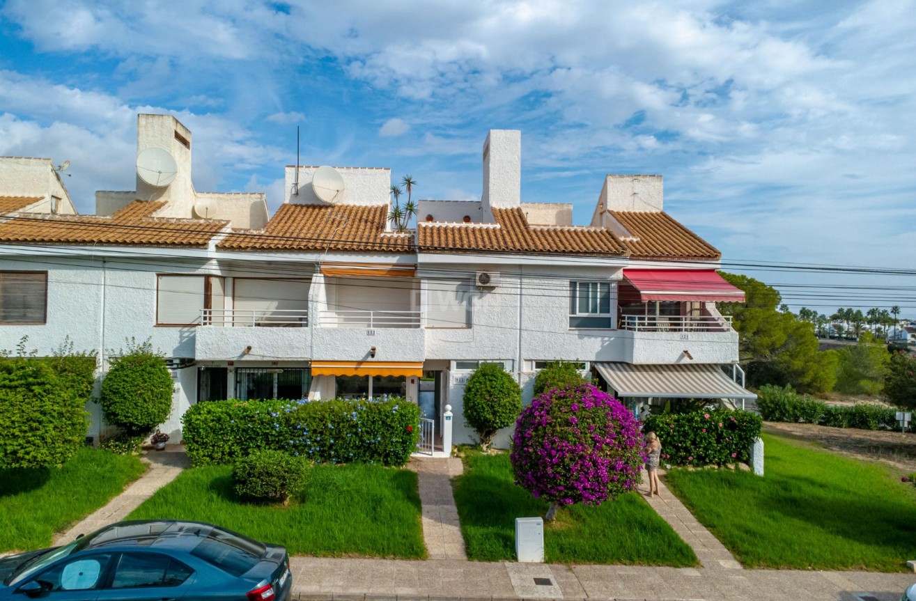 Wiederverkauf - Bungalow - Orihuela Costa - Costa Blanca