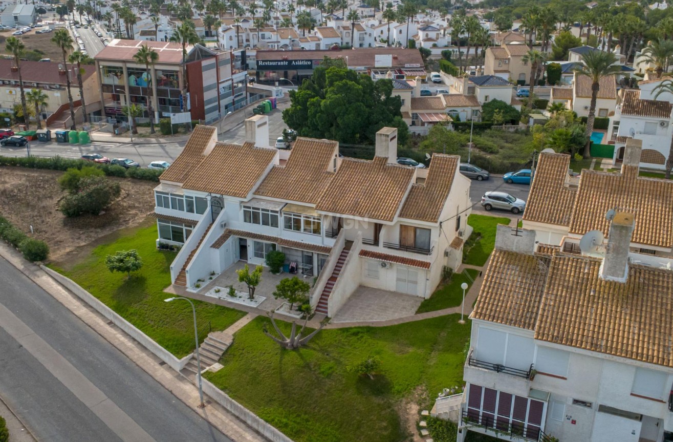 Wiederverkauf - Bungalow - Orihuela Costa - Costa Blanca