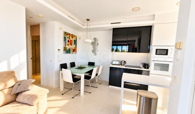 Resale - Apartment / flat - Torrevieja - Costa Blanca