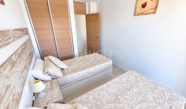 Resale - Apartment / flat - Torrevieja - Costa Blanca