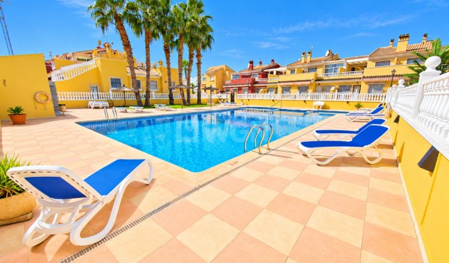 Resale - Apartment / flat - Torrevieja - Costa Blanca