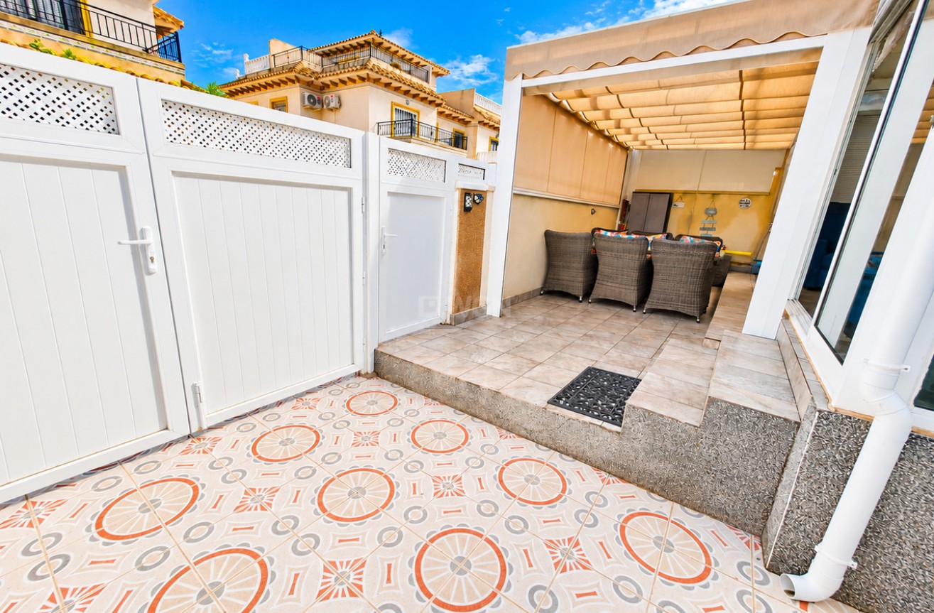 Wiederverkauf - Villa - La Zenia - Costa Blanca