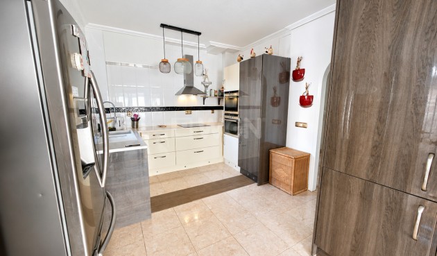 Wiederverkauf - Villa - La Zenia - Costa Blanca