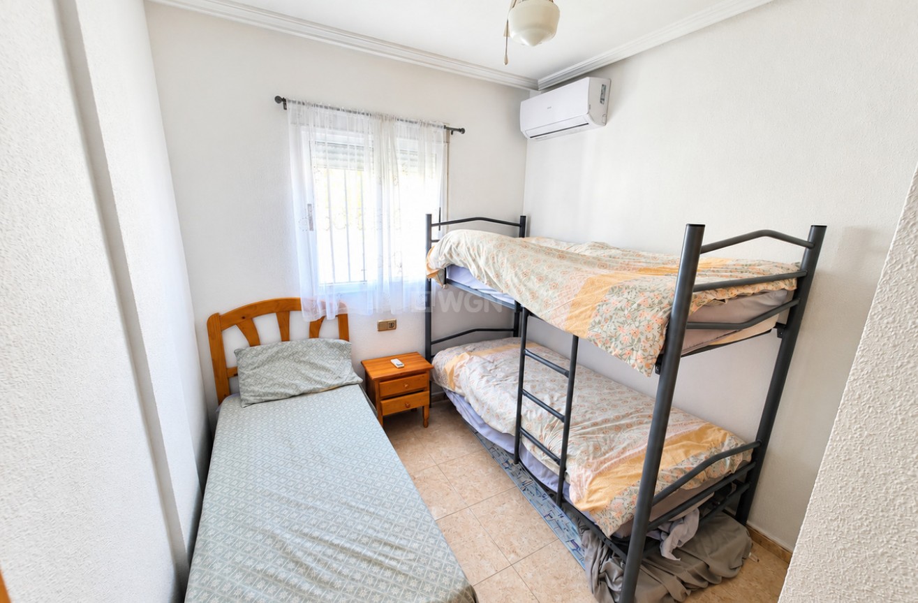 Wiederverkauf - Villa - La Zenia - Costa Blanca