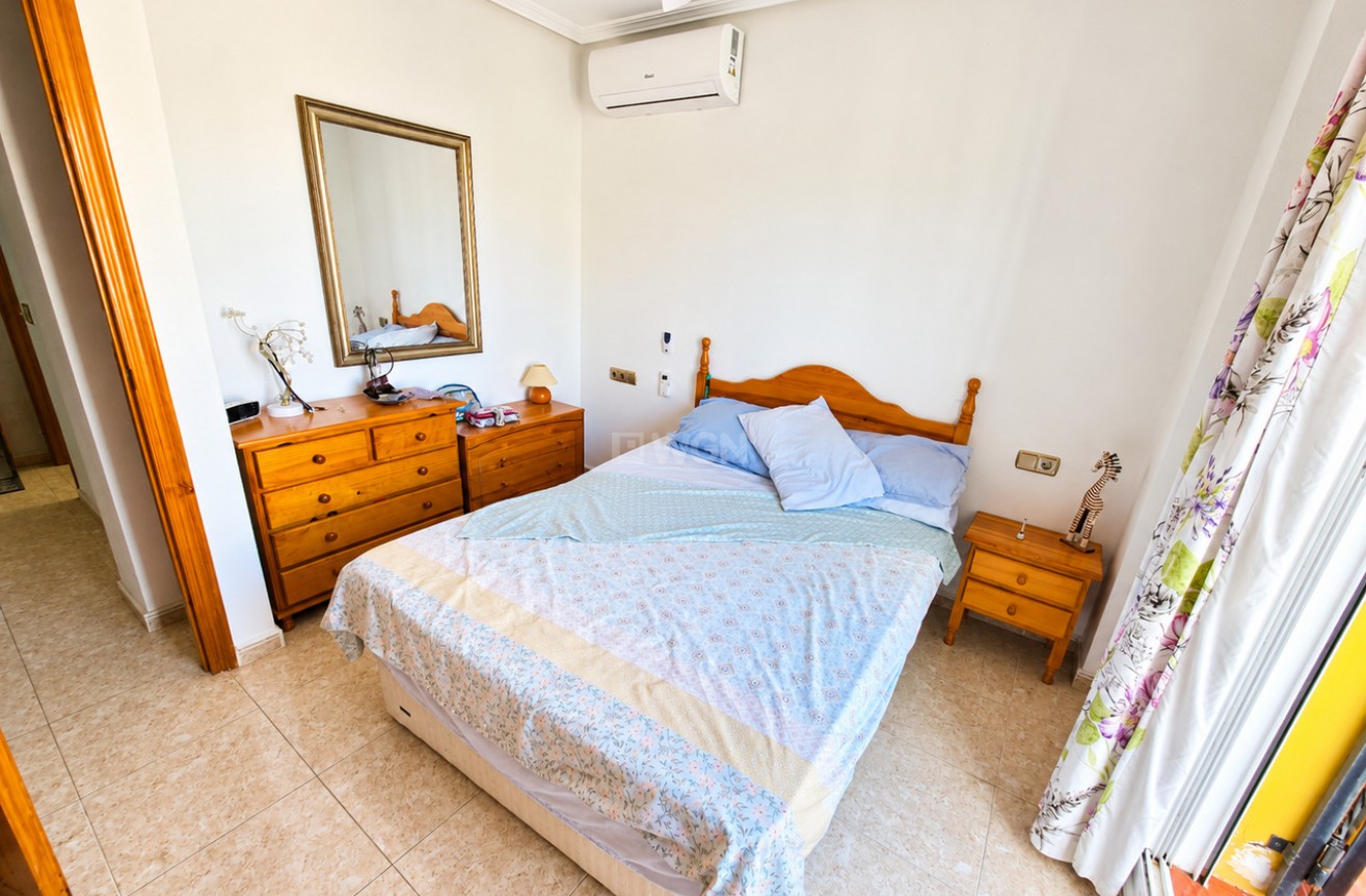 Wiederverkauf - Villa - La Zenia - Costa Blanca